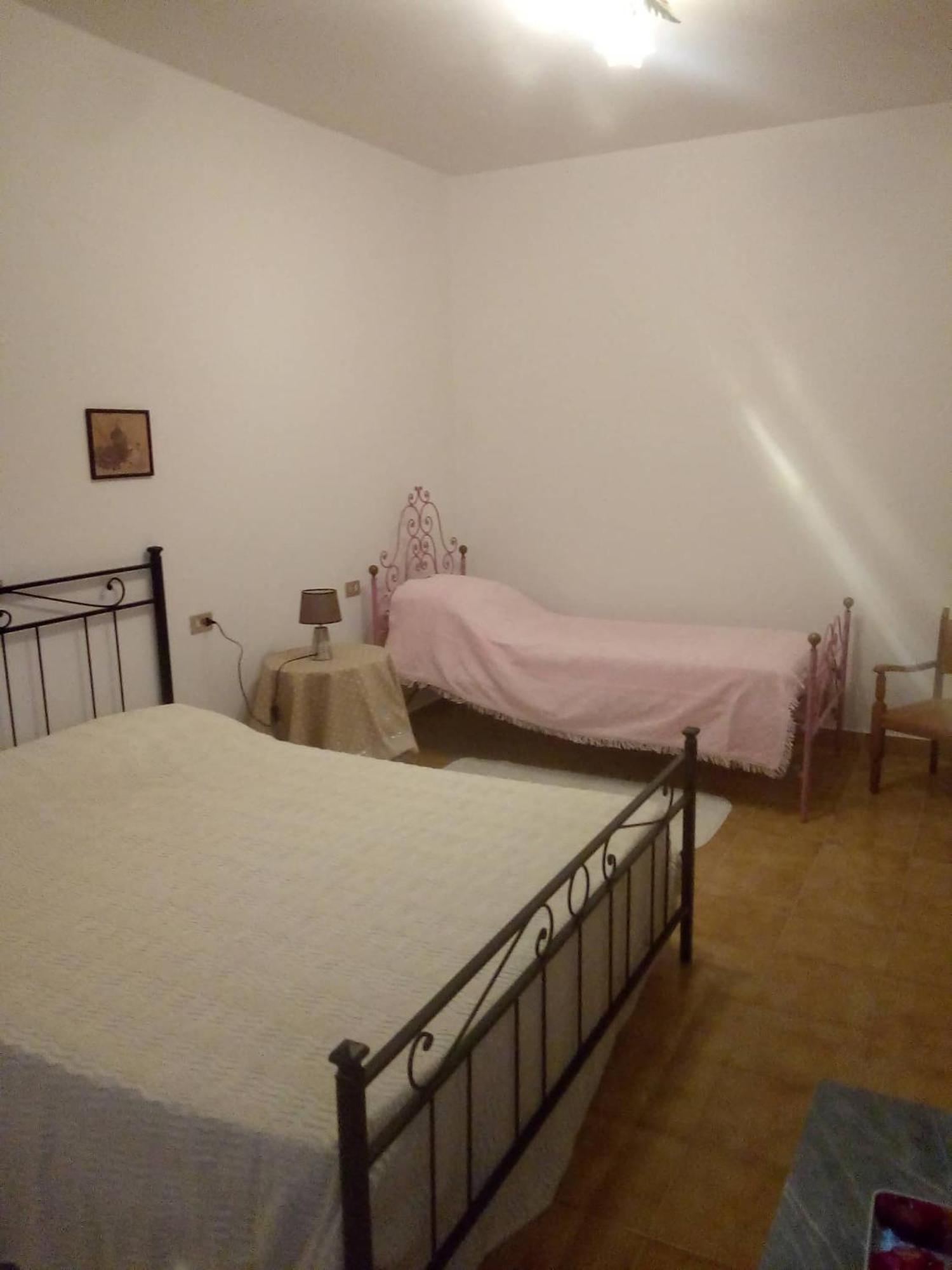 Casa Carducci Affittacamere Monteleto Екстериор снимка