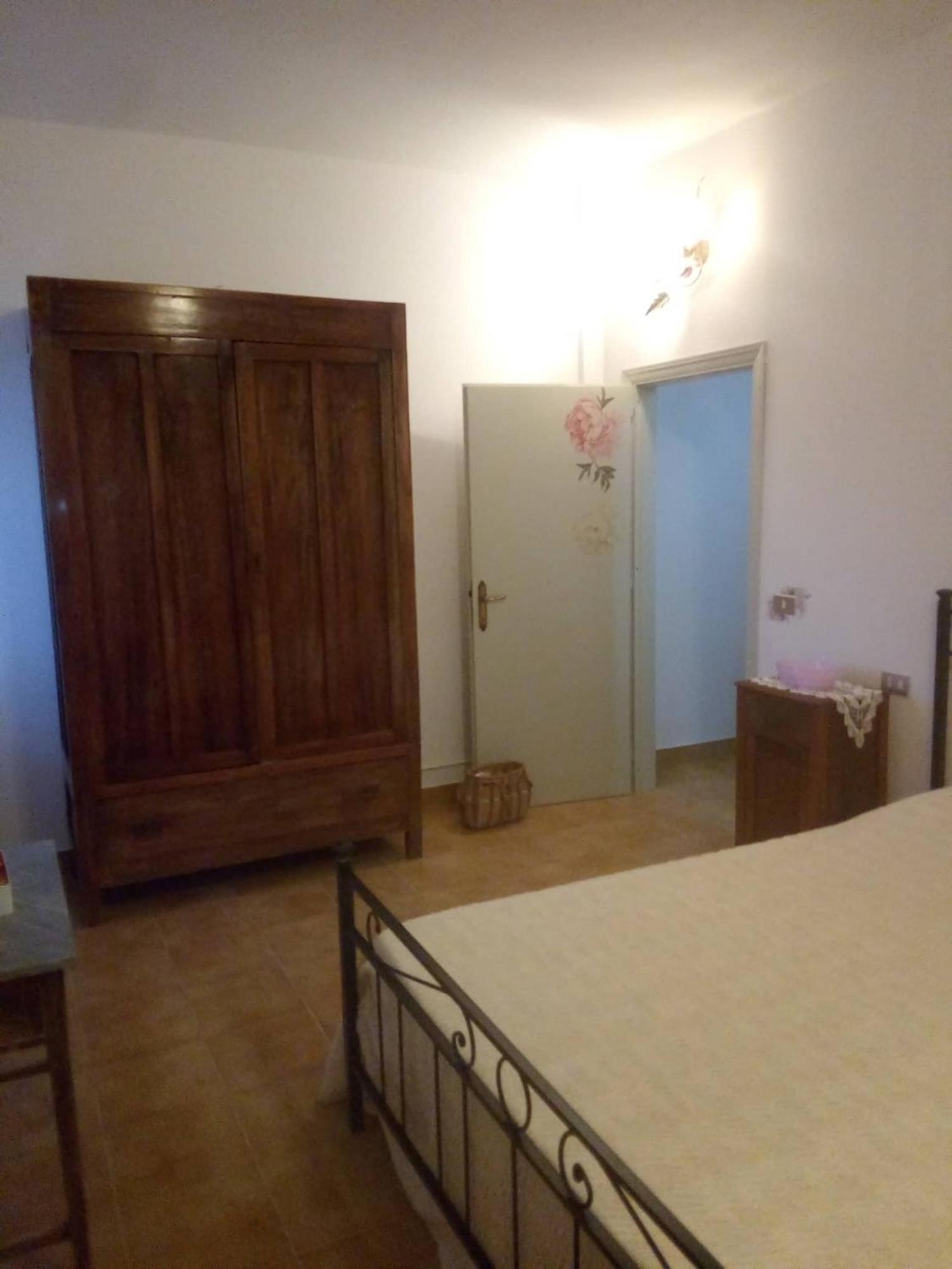 Casa Carducci Affittacamere Monteleto Екстериор снимка